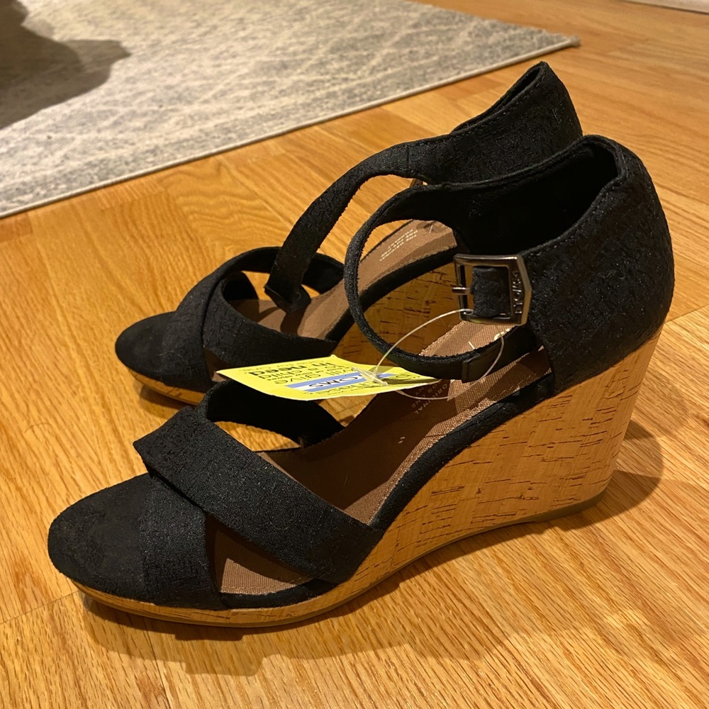 TOMS Strappy Cork Wedge Sandals - BLACK Canvas, Size 8.5 NWT